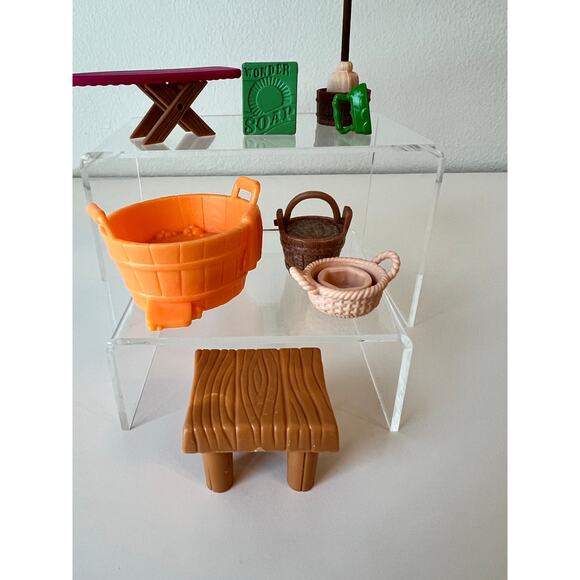 Li'l Woodzeez Housekeeping Toy Set w/Miniature Accessories and 2 Rabbit Figures - Picture 12 of 12